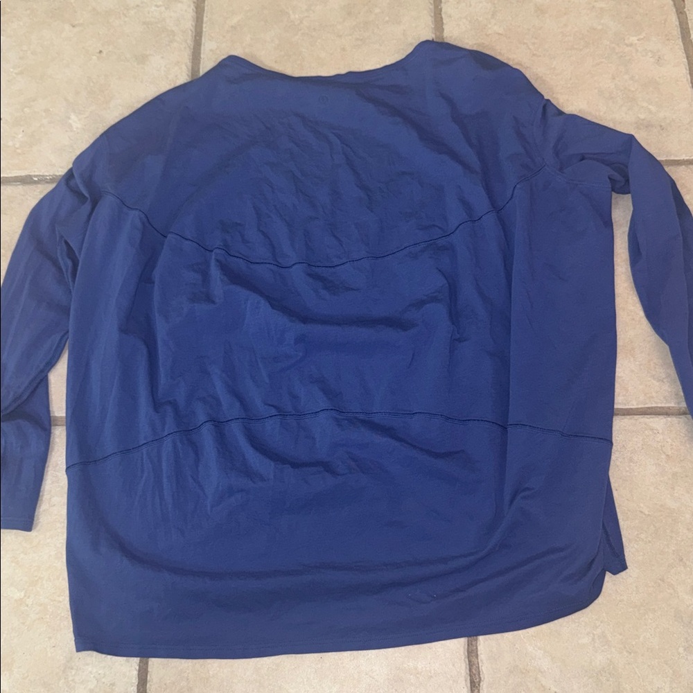 Lululemon - Picture 3 of 4